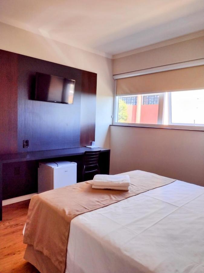 Hotel Italia Paranavaí エクステリア 写真